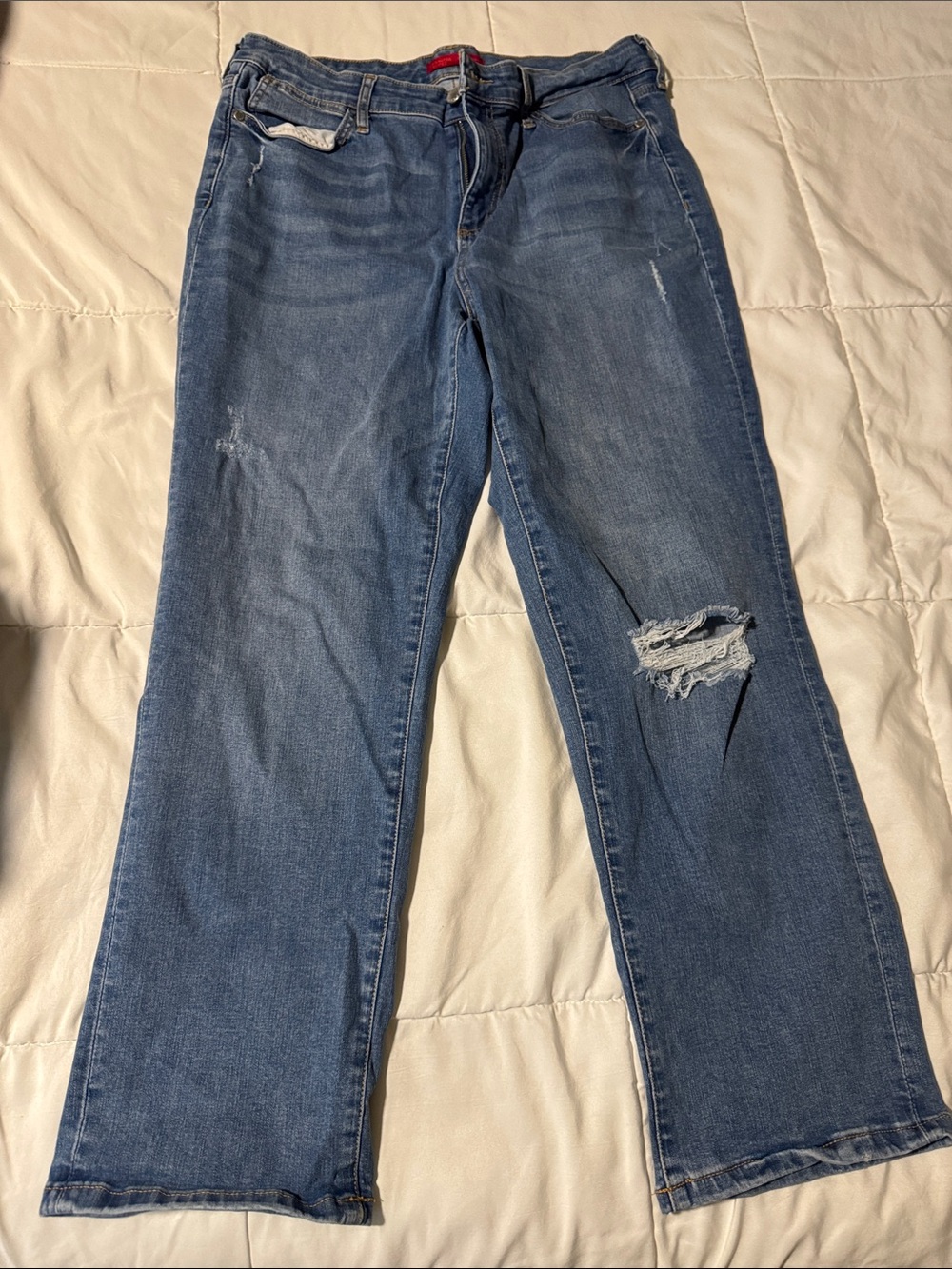Jennifer Lopez Distressed Straight-Leg Blue Jeans
